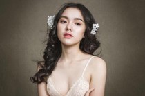 Cận cảnh body nóng bỏng, mặt xinh hơn người của dàn hotgirl con lai