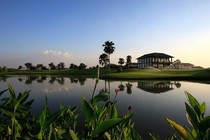 Phí hội viên trên trời tại sân golf Vân Trì phải tạm đóng cửa vì Covid-19