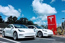 Vì sao Tesla trở thành hãng xe có giá trị lớn nhất tại Mỹ, vượt cả GM?