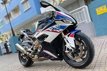 BMW S1000RR 2020 'chạy lướt' chỉ hơn 900 triệu ở Sài Gòn