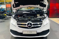 Cận cảnh cặp Mercedes-Benz V-Class được Cường Đô la mua cho con