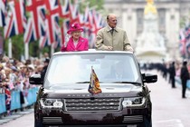 Chi tiết Range Rover đặc biệt dành riêng cho Nữ hoàng Elizabeth II