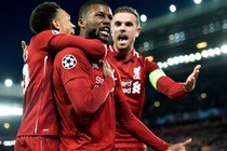 Giây phúc vỡ òa của các cầu thủ Liverpool sau khi đả bại Barca