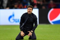 HLV Pochettino và các cầu thủ Tottenham vỡ òa cảm xúc sau chiến thắng trước Ajax