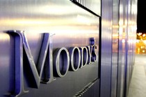 Moody’s xem xét hạ tín nhiệm ngân hàng VPBank, SHB và 3 công ty tài chính