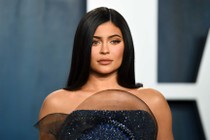 Tỷ phú Kylie Jenner vung tiền thế nào trước bê bối làm giả giấy tờ?