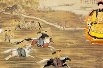 Ai là người duy nhất mặc long bào của Càn Long mà không bị trị tội?