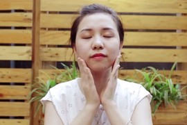 5 cách massage để có gương mặt thon gọn