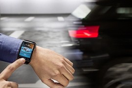 Công nghệ chống va chạm và đỗ xe bằng smartwatch của BMW