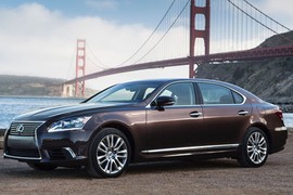 Lexus LS chạy pin nhiên liệu sẽ ra mắt năm 2015