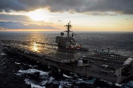 Tàu sân bay USS George H.W. Bush trở lại Trung Đông