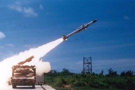 Việt Nam đàm phán mua tên lửa Akash, BrahMos của Ấn Độ