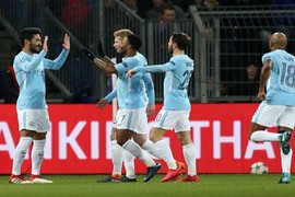 “Hủy diệt” Basel, Man City chắc suất vào tứ kết Champions League