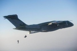 Brazil đưa vào trang bị "quái vật" đường không KC-390 trong năm nay