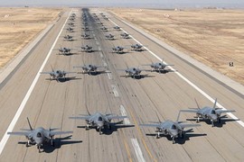 F-35 “cháy hàng”, nhà thầu Lockheed Martin “bội thu” 140 tỷ USD