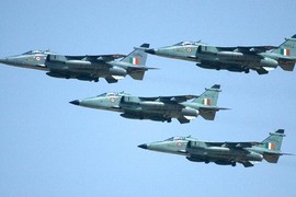 Ấn Độ: MiG-21 già cỗi vẫn "sống nhăn", MiG-27 mới hơn đã bị loại bỏ