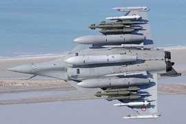 Ấn Độ chê máy bay Nga "xách dép" cho Rafale – đắt đã "xắt ra miếng"?