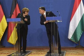 Thủ tướng Merkel: Đức không cung cấp vũ khí cho Ukraine