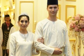 Soi cuộc sống những thường dân kết hôn với thành viên Hoàng gia Malaysia