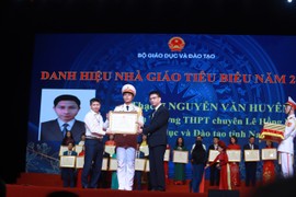 Thầy Nguyễn Văn Huyên- Người “kiến tạo” những tấm Huy chương