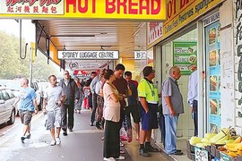 Tận mục bánh mì Việt tại Australia