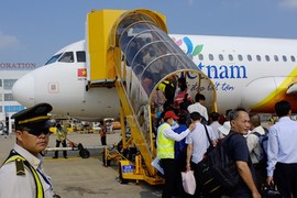 Máy bay VietJet Air lại "bổ" nhầm đường băng