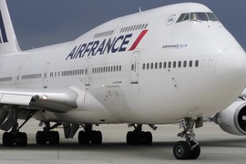 Khách bị Air France đơn phương hủy vé có thể khởi kiện hãng bay