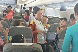 Hành khách ngồi 3 tiếng trên máy bay Vietnam Airlines không điều hòa