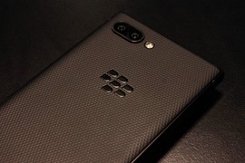 Bàn phím vật lý có thể giết chết Blackberry Key2