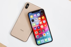 Chưa về Việt Nam, iPhone XS và XR xách tay đã loạn giá