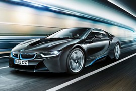 BMW i8 là biểu tượng “xanh” của năm 2015