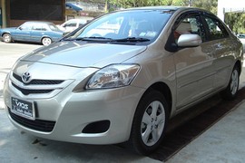 3958 xe Toyota Vios và Corolla tại Việt Nam dính lỗi túi khí