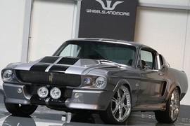 Soi “hàng thửa” Ford Shelby GT 500 1967 giá 6,5 tỷ