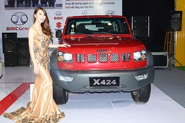 SUV Trung Quốc "nhái" Jeep Mỹ giá 600 triệu tại Việt Nam