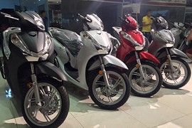 Đập thùng dàn Honda SH 300i 2016 đầu tiên tại Việt Nam