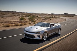 2016 Chevrolet Camaro đã xuất xưởng