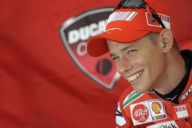 Rời Honda Repsol, Casey Stoner cập bến Ducati Corse