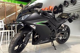 Về Việt Nam, Kawasaki Ninja 300 mới chốt giá 169 triệu