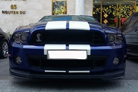 Soi "hàng hiếm" Ford Shelby GT500 mạnh nhất tại VN