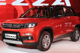 Giá chỉ từ 231 triệu, Suzuki Vitara Brezza “cháy hàng“