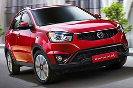 SsangYong Korando 2017 trình làng giá từ 428 triệu 