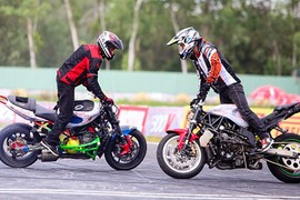 Các stunters môtô quốc tế sắp "khuấy động" sông Hàn  