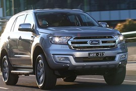 Ford Everest 2017 “chốt giá” 921 triệu tại Thái Lan