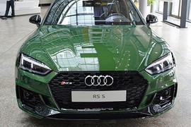 Audi ra mắt RS5 Coupe 2017 phiên bản “xanh đặc biệt“