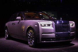 Siêu xe sang của năm 2018 - Rolls-Royce Phantom VIII