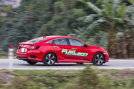 Honda Civic 2017 tại Việt Nam "uống" chỉ 4,5 lít xăng/100km