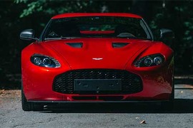 Aston Martin V12 Zagato - siêu xe triệu đô vẫn rẻ