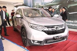 Giá xe Honda CR-V mới bị "kênh" hơn 100 triệu đồng