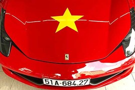 Siêu xe Ferrari tiền tỷ cổ vũ đội tuyển U23 Việt Nam