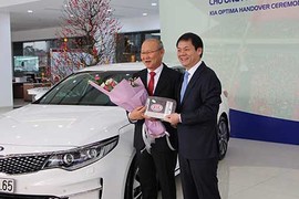 Kia Optima giá 918 triệu đã đến tay của HLV U23 Việt Nam 